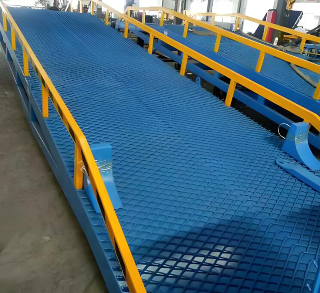 三更罗镇移动式液压登车桥